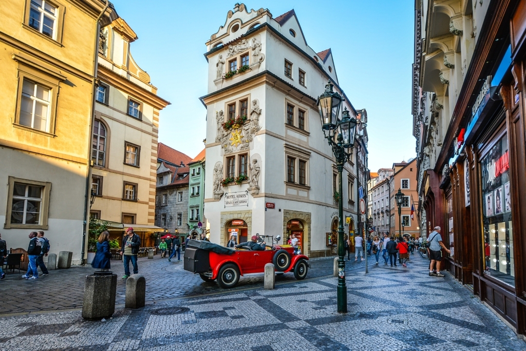 Prague: Walking Tour of Famous Royal Route with an APP 7