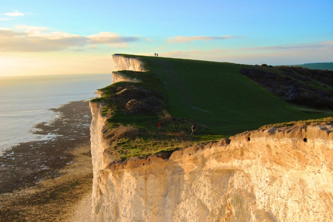 Seven Sisters Walking Tour with an APP 4