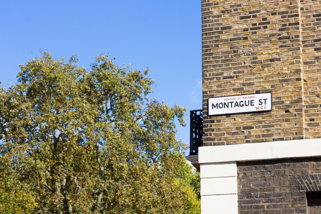 London: Jack the Ripper Walking Tour with an APP 6