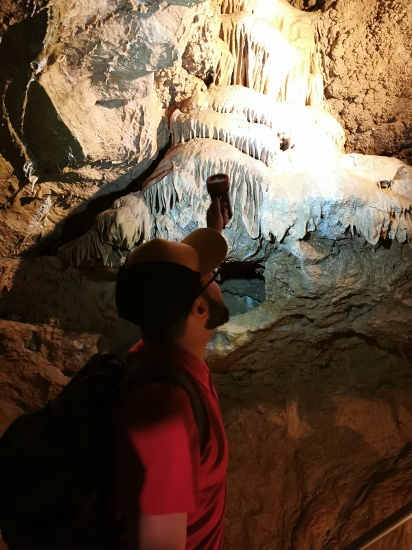 Karlstejn castle and Caves - Small group & All inclusive tour 4