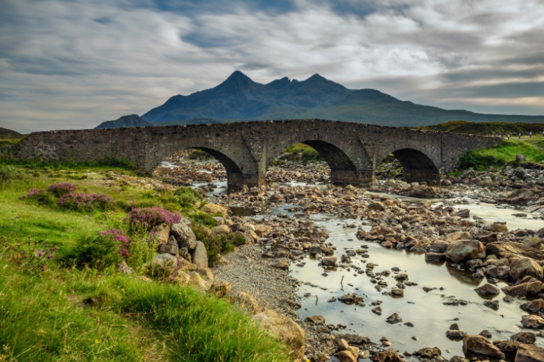 Isle of Skye: From Portree to Fairy Pools & Sligachan Old Bridge with an APP 5