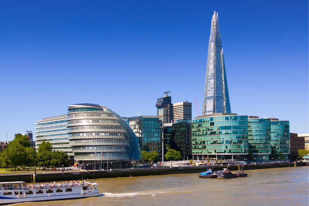 London History Self-Guided City Tour with an APP 1