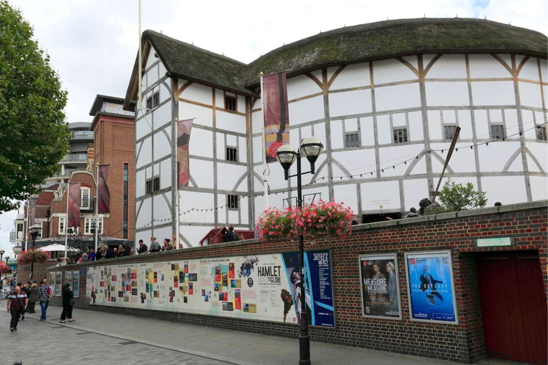 London History Self-Guided City Tour with an APP 3