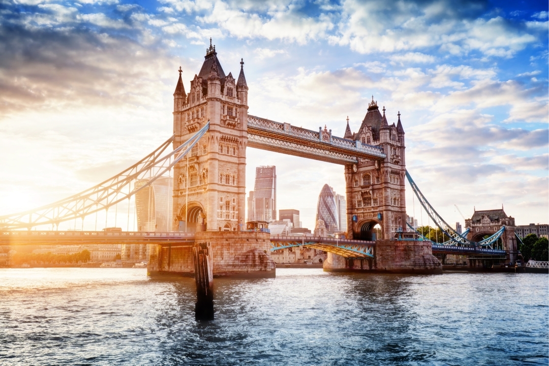 London History Self-Guided City Tour with an APP 8