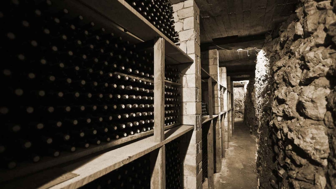 Wines, Gods and Stargazing Tour 6