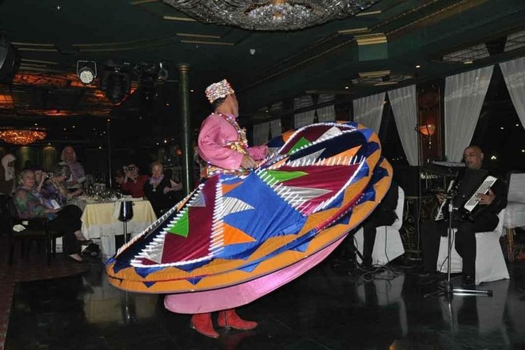 Dinner Cruise on the Nile River 5