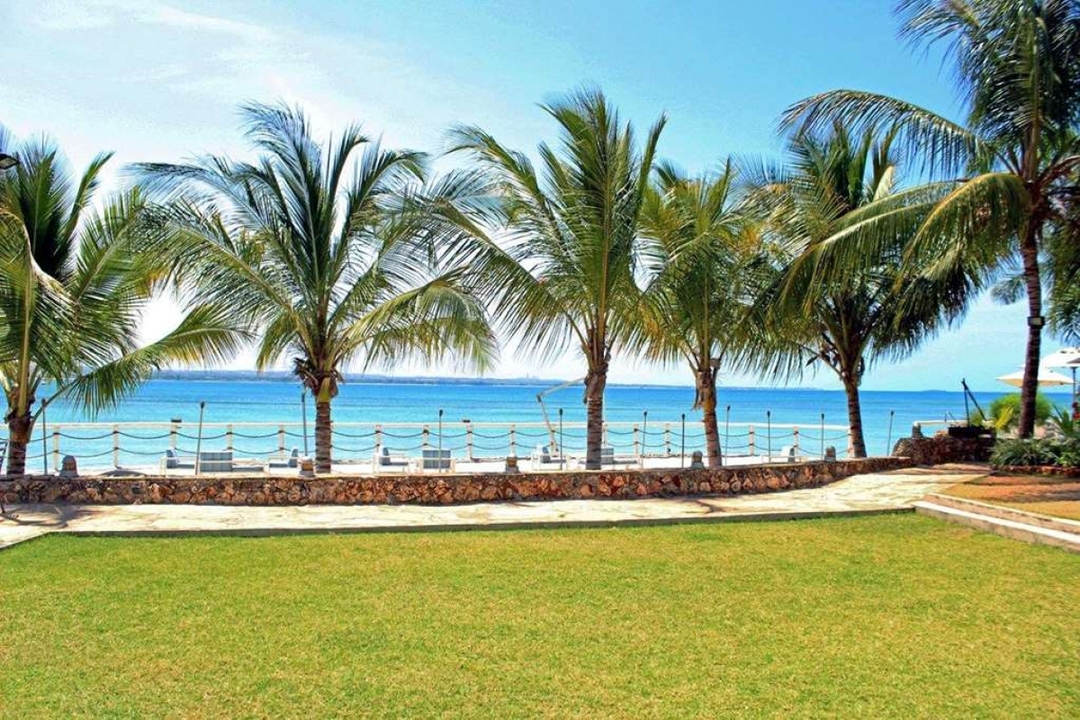 7 Days Kenya Private Safari and Beach Tour 4