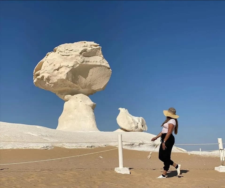 Black and White Desert Tour 2 Days 1 Night From Cairo Or Giza 1
