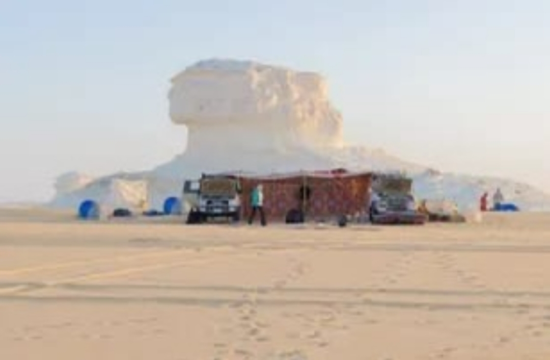 Black and White Desert Tour 2 Days 1 Night From Cairo Or Giza 2