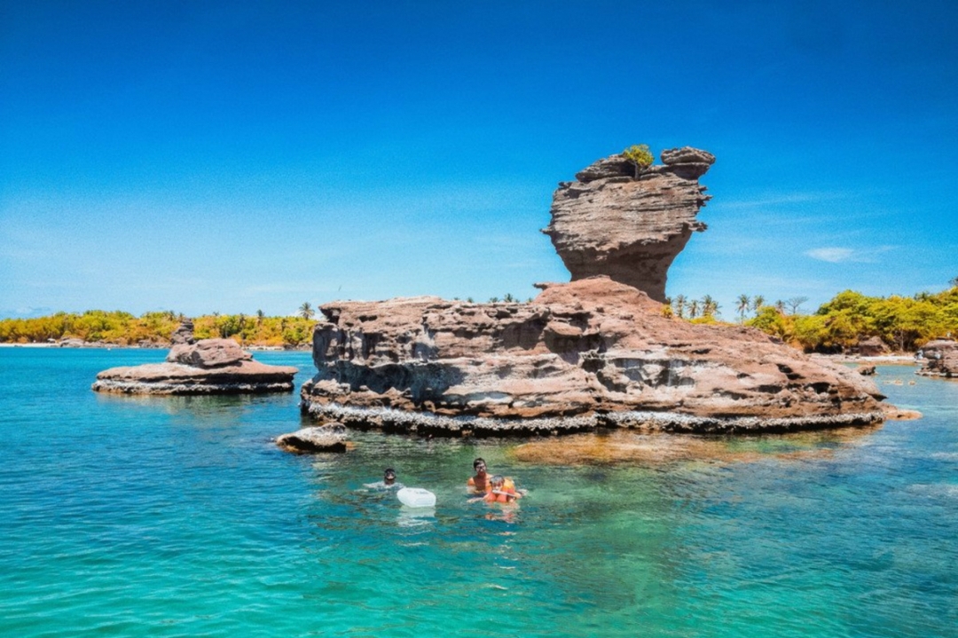 DELUXE ISLAND HOPPING TRIP BY SPEED BOAD IN PHU QUOC ISLAND 2