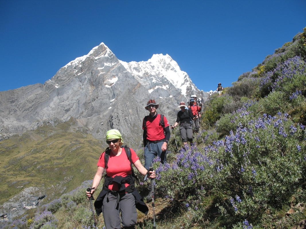 HUAYHUASH TREKKING 8 DAYS, the best of trekking of the world 7