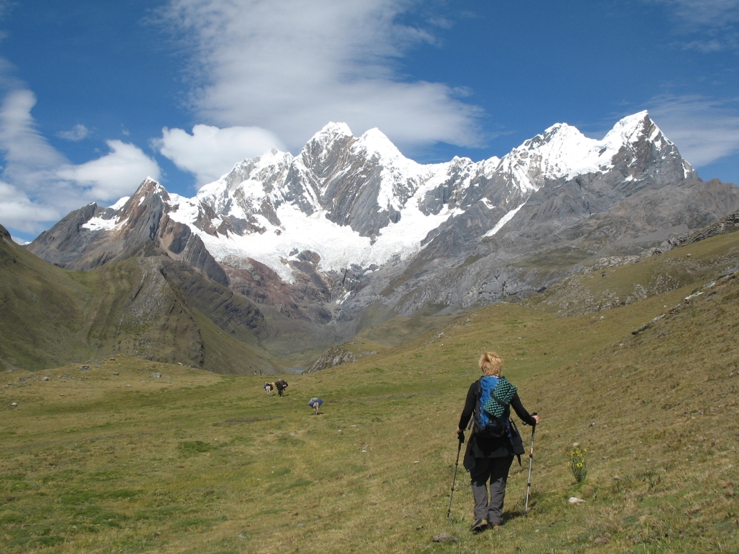 HUAYHUASH TREKKING 8 DAYS, the best of trekking of the world 8