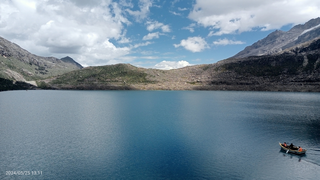 Rocotuyoc Glacier Lake full day tour - Huascaran National Park 8