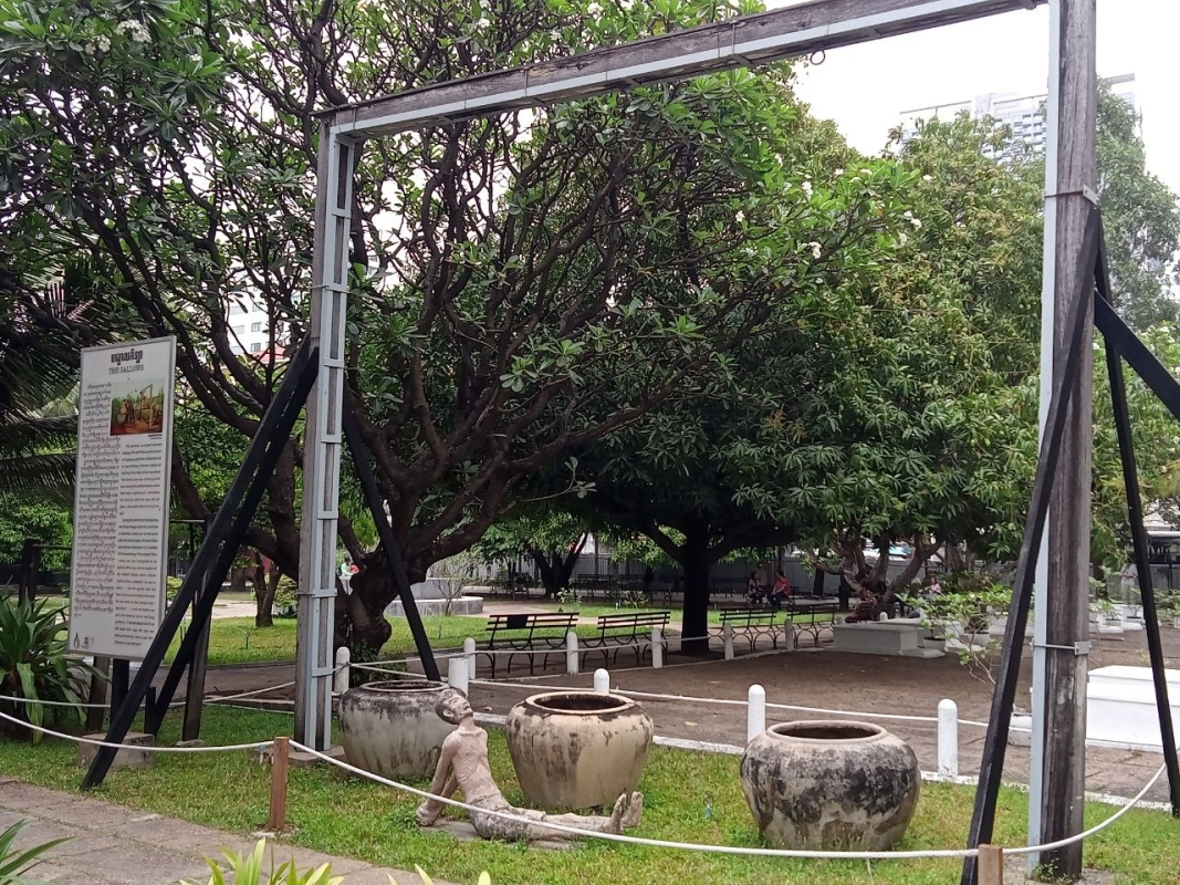 Private 3-4 Hour Trip to Genocidal Museum & Killing Field 5