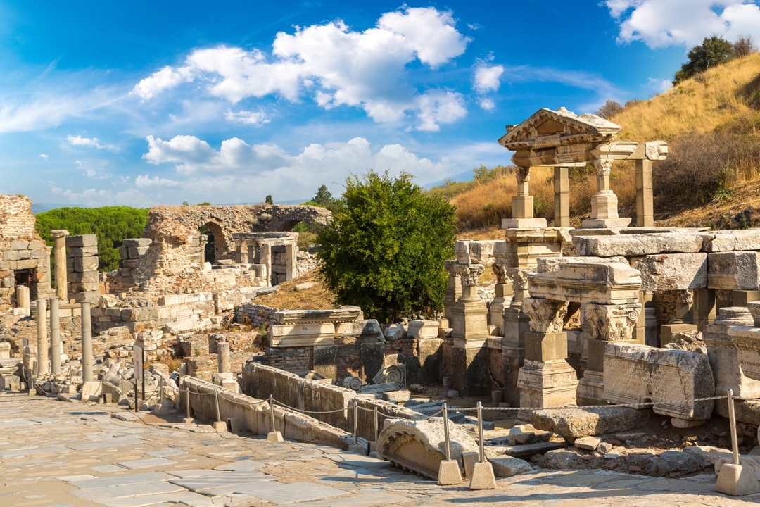 Seven Churches of Renevation Tour  2 nights 3 days 4