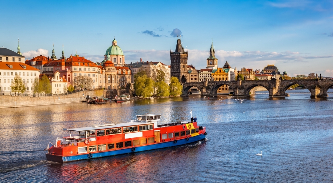 Praha Lunch Cruise Tour 2