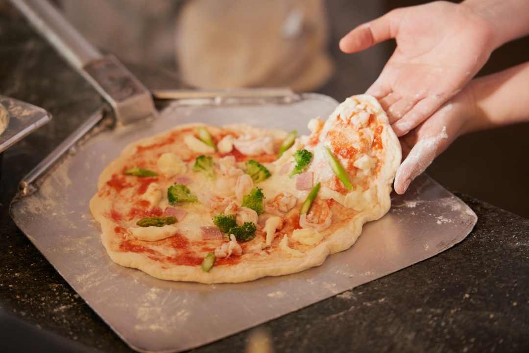 Traditional Pizza class in Naples - shared tour 3