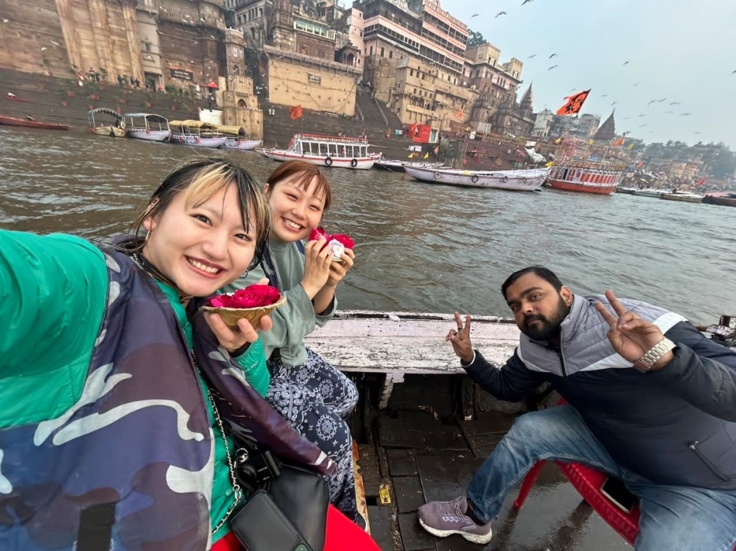 Varanasi: Fully Day Tour with Sarnath and Boat Ride 4