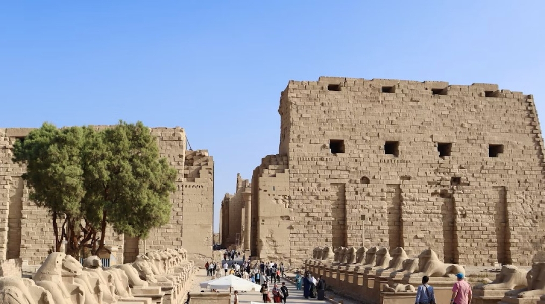 Nile cruise from Luxor 5 Days 4 Nights 1