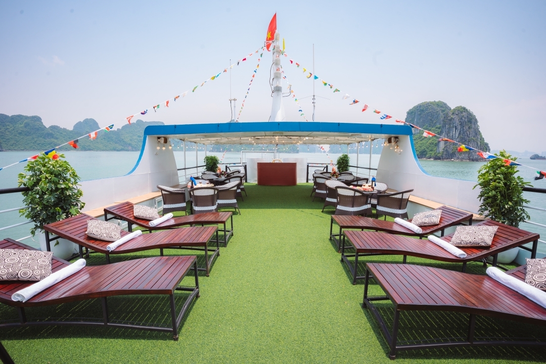 Ha Long Bay full day tour with Luxury Cruise from Hanoi 6