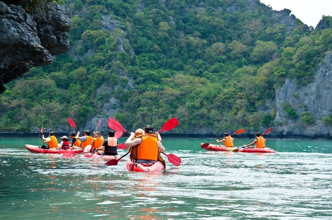 Ha Long Bay VIP tour with 5* Cruise from Hanoi 2