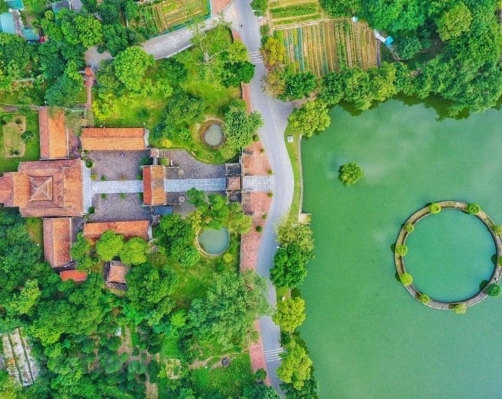 Exploring Jeep/Vespa/Motorbike/Bicycle Tour Through the Red River Delta - Hanoi 4