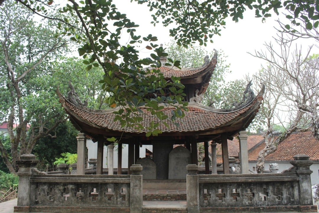 Exploring Jeep/Vespa/Motorbike/Bicycle Tour Through the Red River Delta - Hanoi 6