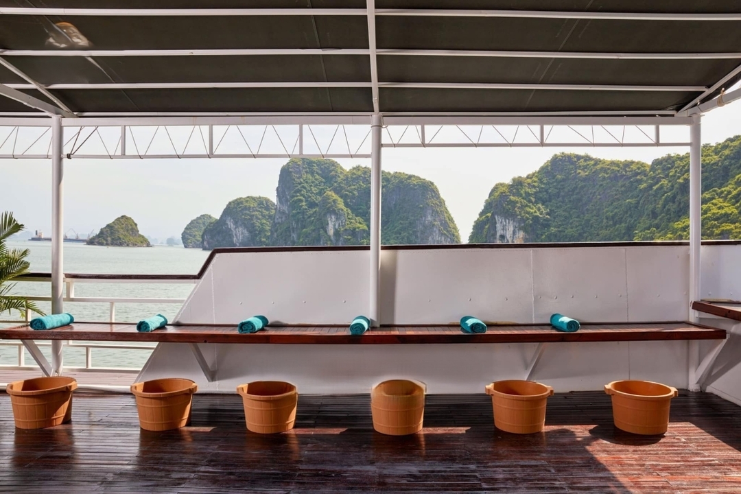 Ha Long 2 days 1 night with Cruise 3* from Hanoi 7