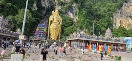 P 14 4 in 1 Day Tour Kuala Lumpur City Highlights  - Batu Caves- Little India & Chinatown