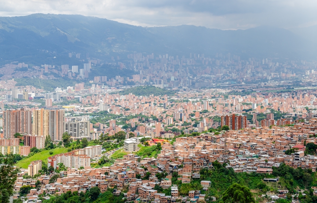 4 Days in Colombia Medellín: Mountains, History & Transformation 7