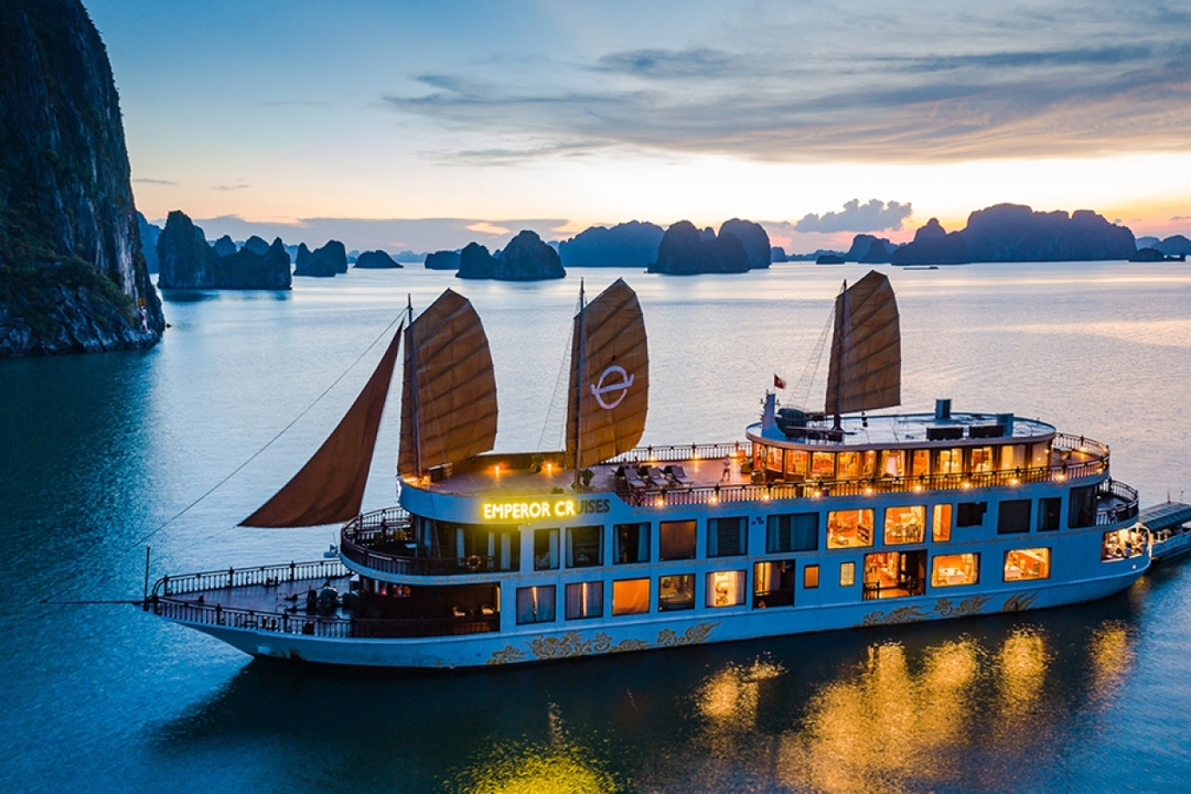 ITA Travel - Vietnam 9D/8N :  EMPEROR CRUISE … WHERE ROYAL GLAMOUR & HERITAGE COMBINE 1
