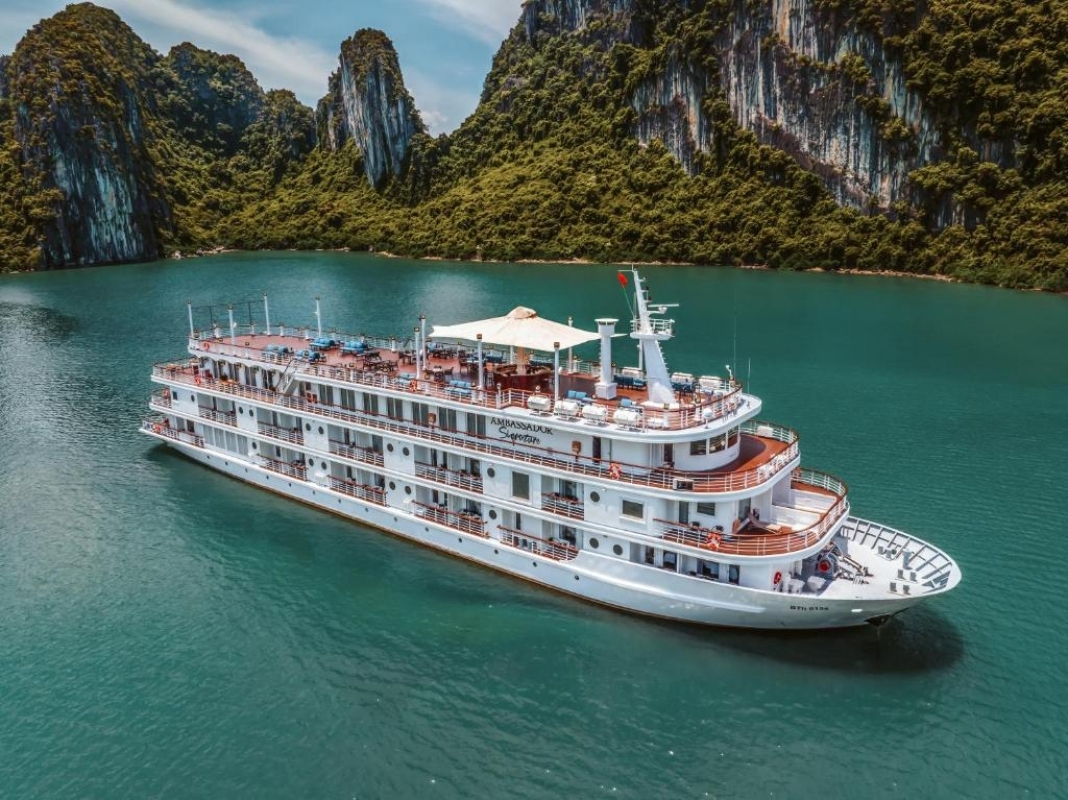 Ambassador Cruise II – Halong Bay Day Cruise with Cave, Kayak & Live Music By SannaTour 5