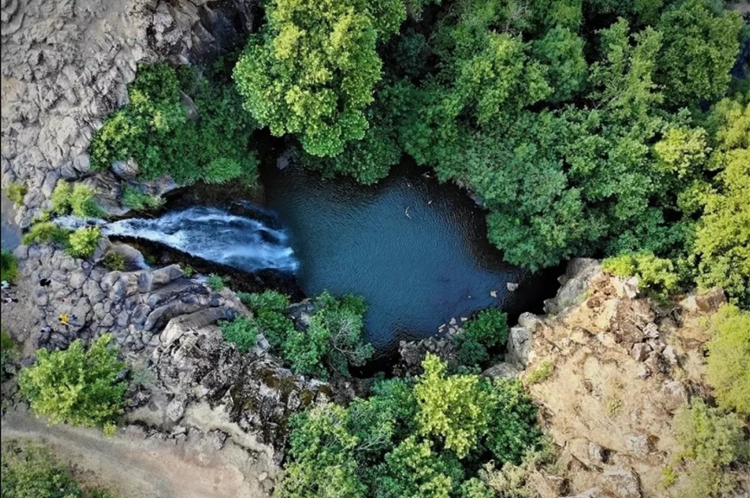 Daily Nature & Folklore Tour from Diyarbakır to Seyhandede Waterfall 2