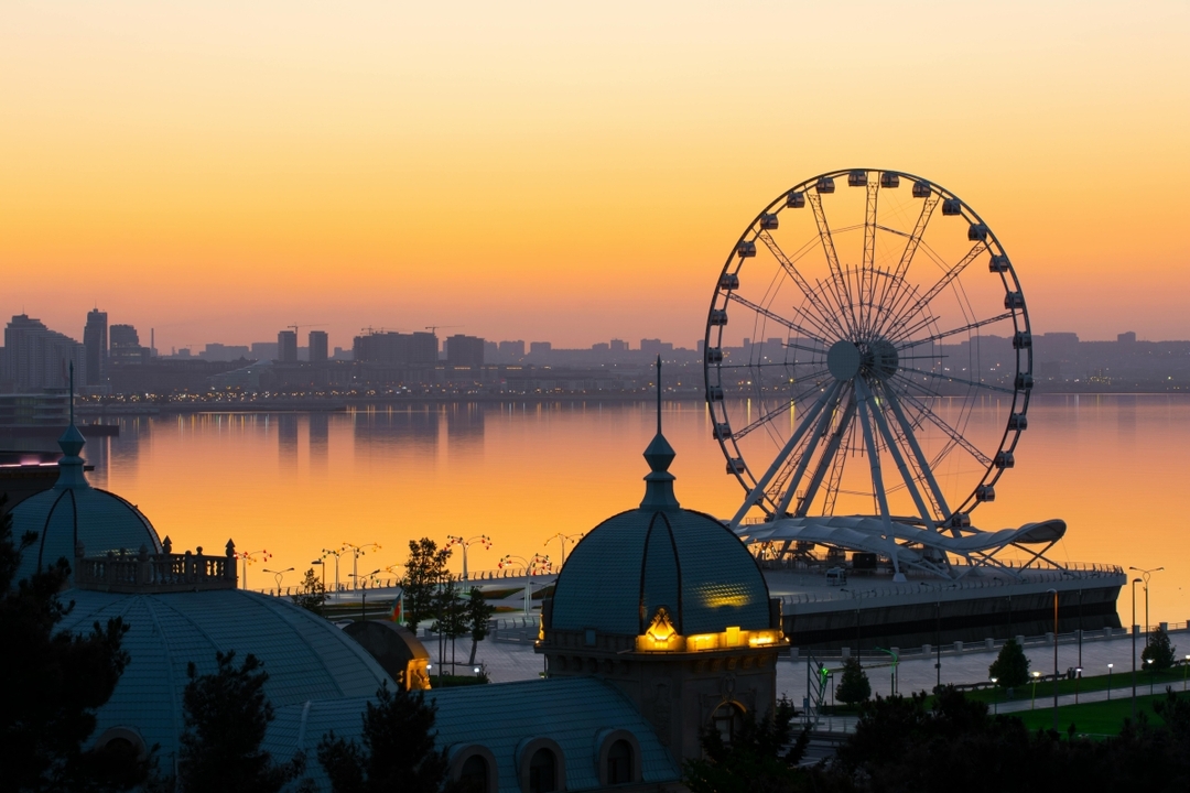 4-Day Azerbaijan Highlights Tour: Baku, Gobustan & Absheron 3