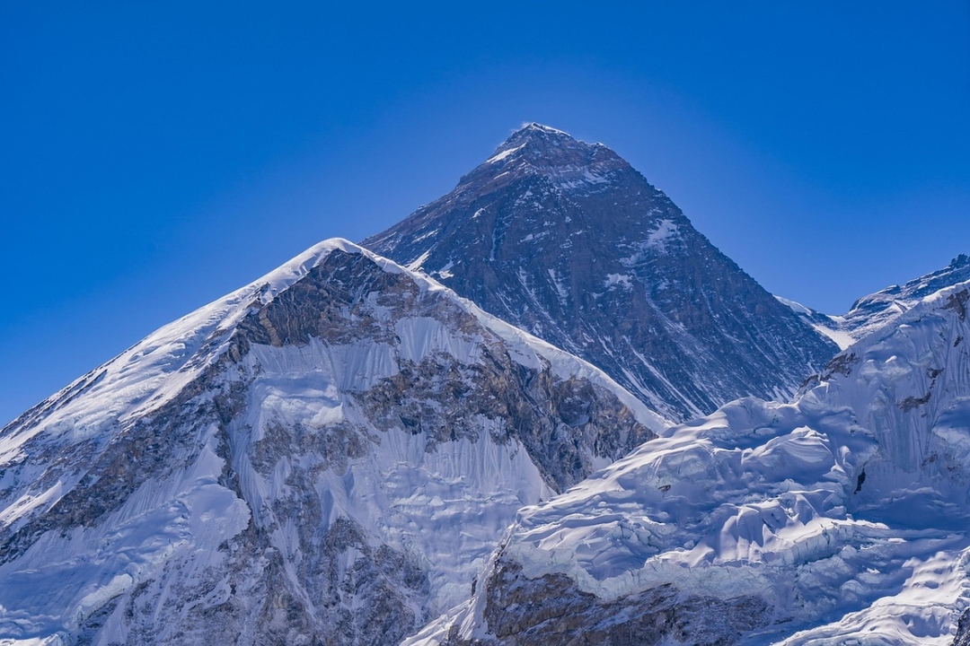 Everest Mountain Flight 2