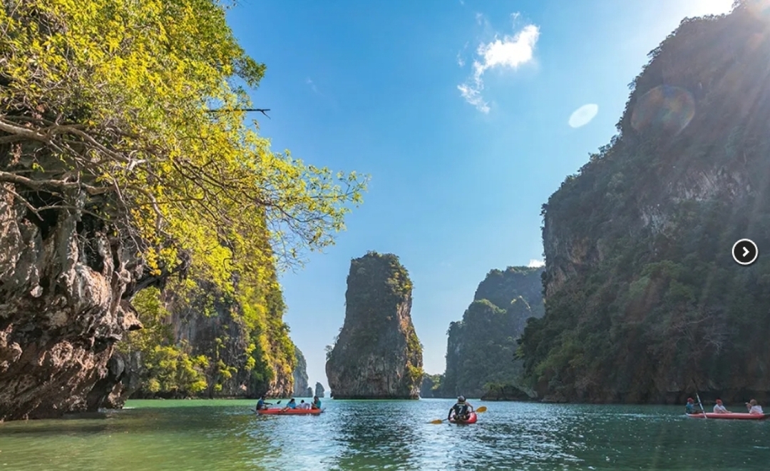 James Bond Island & Canoe Tour by Speed Catamaran 3