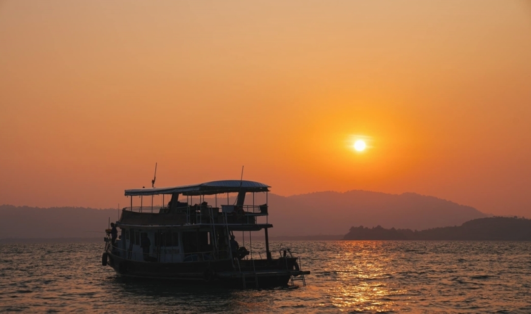 Sunset Dinner in Phang Nga Bay by Big Boat 6