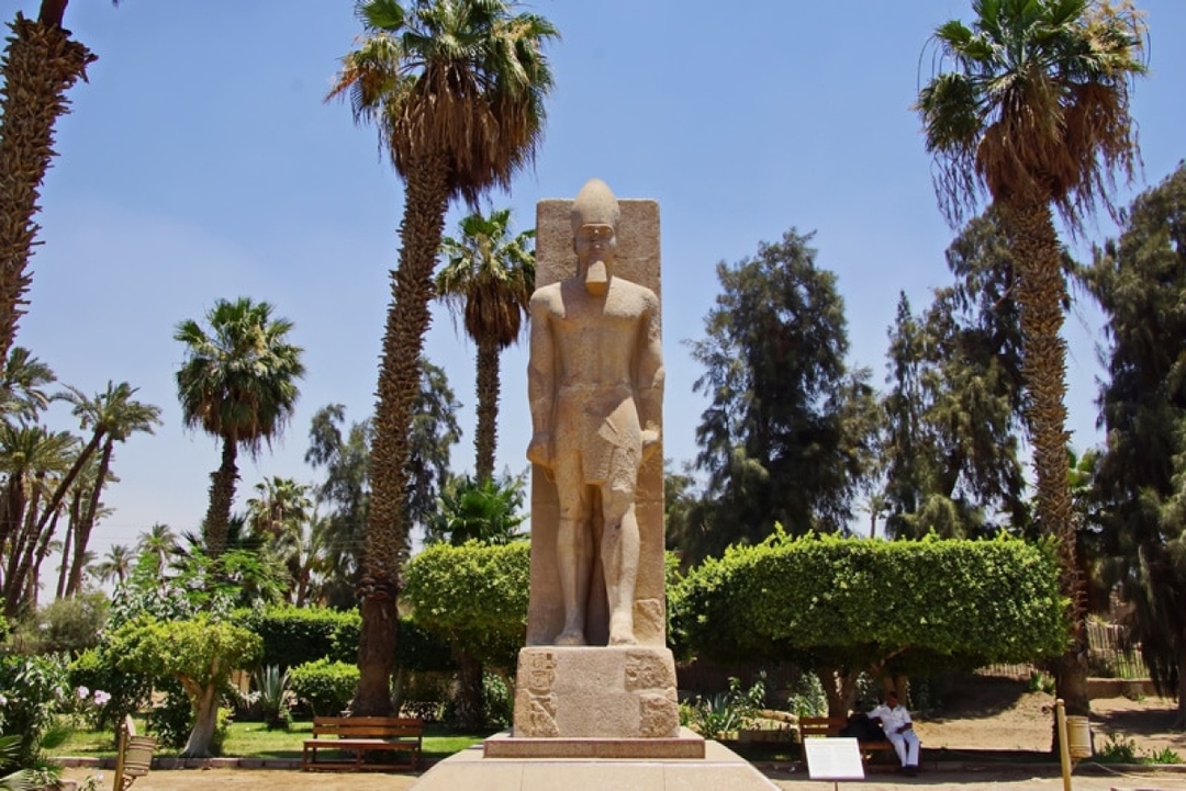 Private Guided Day Tour to Giza Pyramids, Sakkara & Memphis with Lunch 7