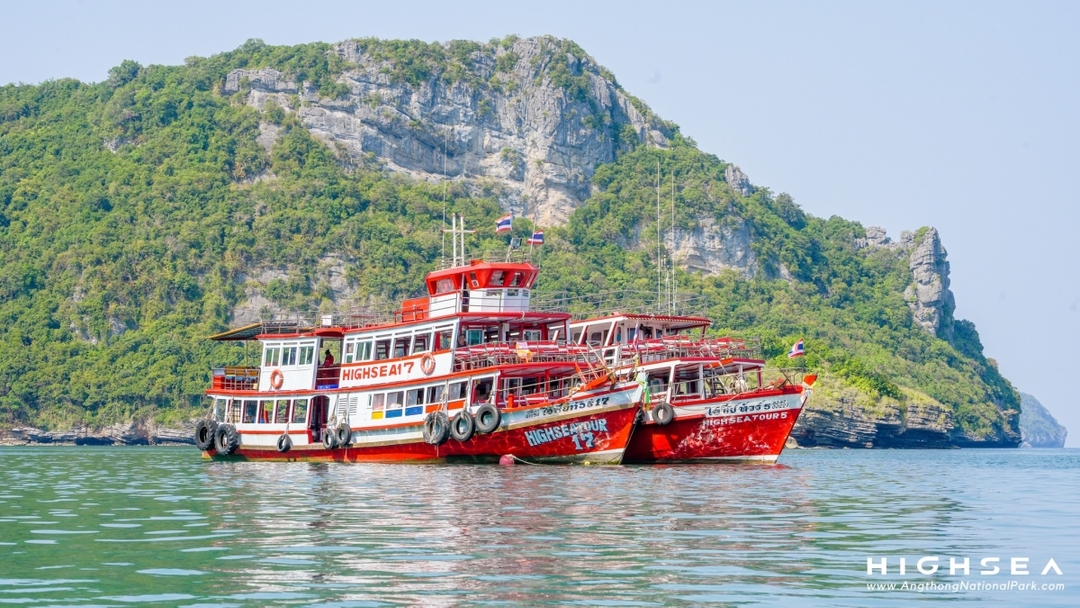Angthong Marine Park Tour By Big boat (from Samui) 7