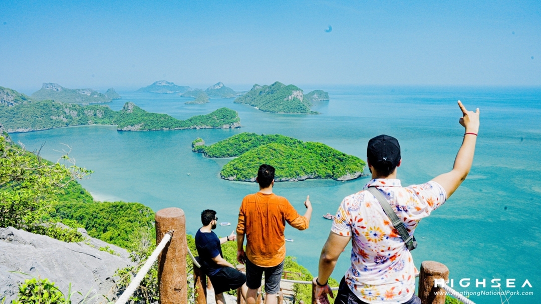 Angthong Marine Park Tour + Kayak By Big boat (from Samui) 5