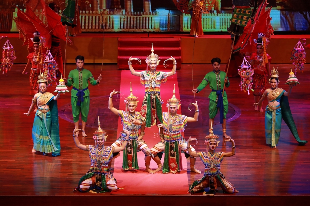 Nong Nooch Tropical Garden Pattaya (Admission fee + Sightseeing bus + Show + Lunch) 8