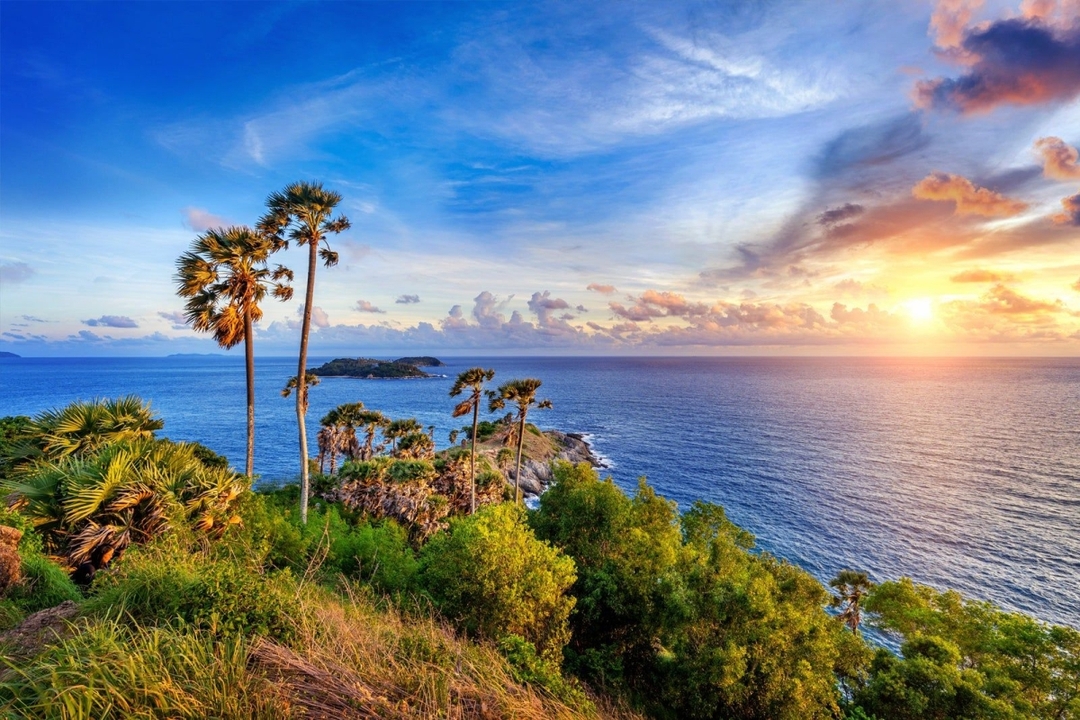 Phuket + Phi Phi Island 3Day Fullboard package  8