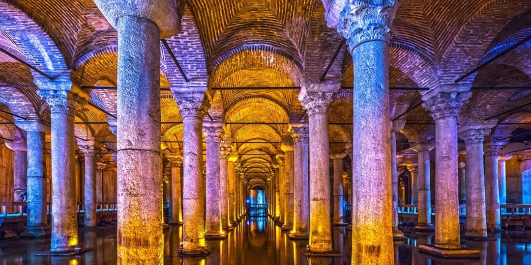 Istanbul: Sultanahmet, Balat, & Bazaars Private Tour With Cruise 3