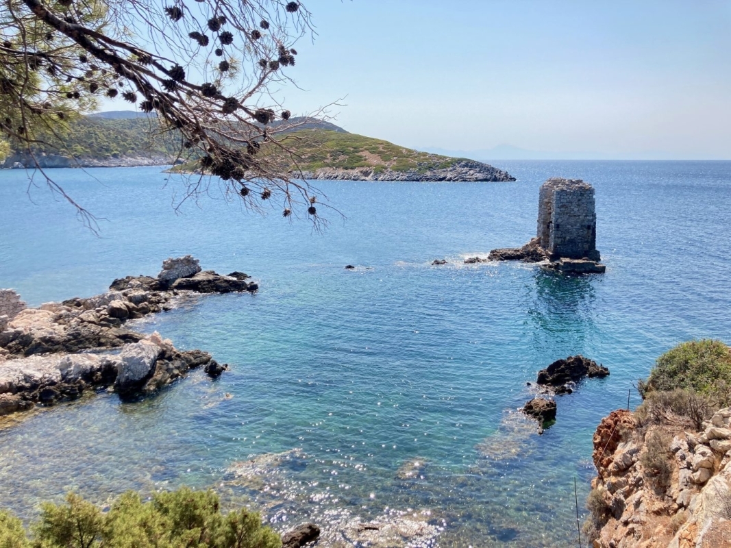 Daily Guided Bus Tour Around Skyros Island 2