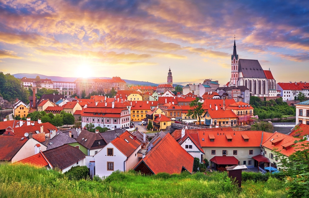 From Prague: Full-Day Trip to Český Krumlov 2