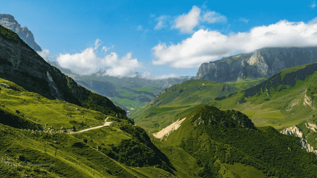 Azerbaijan 10-Day Luxury Cultural & Nature Discovery Tour 8