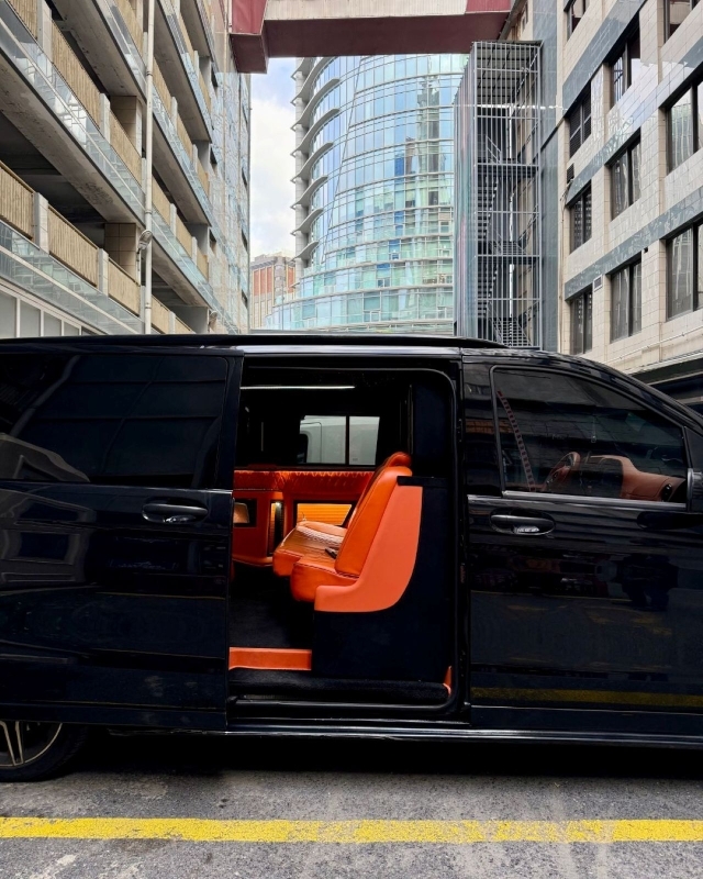 Private Airport transfer in Istanbul with VIP Van 2