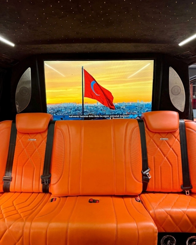 Private Airport transfer in Istanbul with VIP Van 4