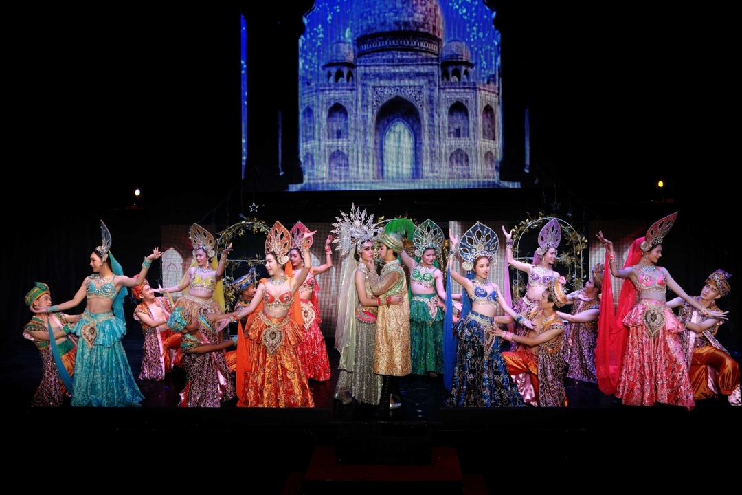 Chiang Mai: Siam Dragon Cabaret Show 4