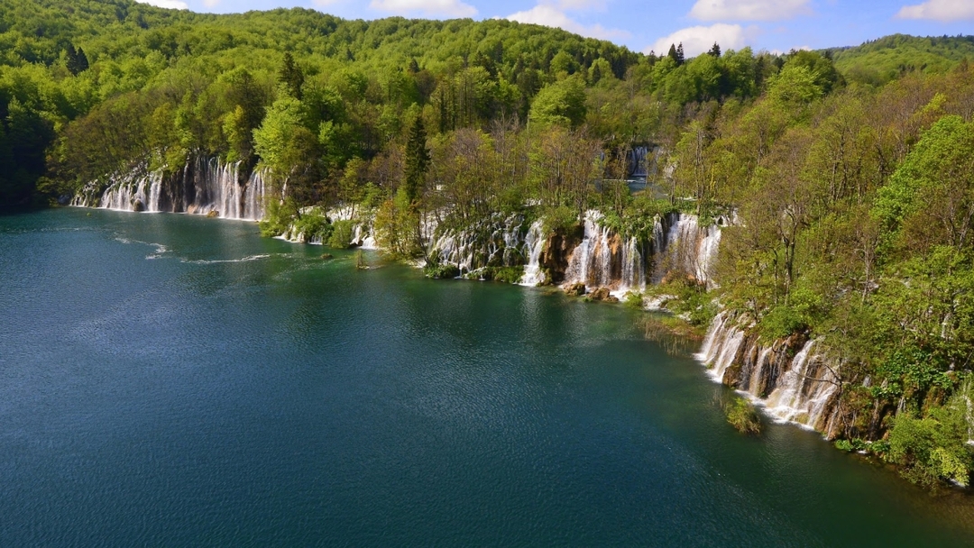 From Split or Trogir: Plitvice Lakes Trip with Entry Ticket 1